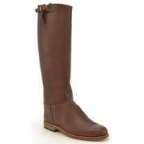 Brune Bottes hautes cavaliere (Bild: labottegardiane.com)